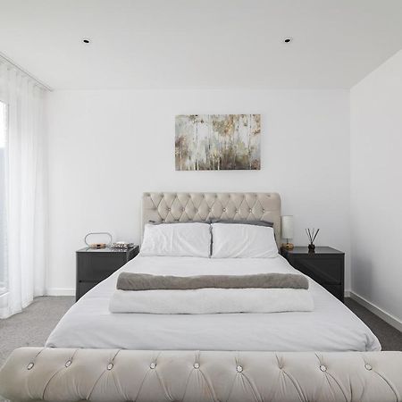 Luxury Spacious Flat With Communal Gardens And Parking Londres Exterior foto